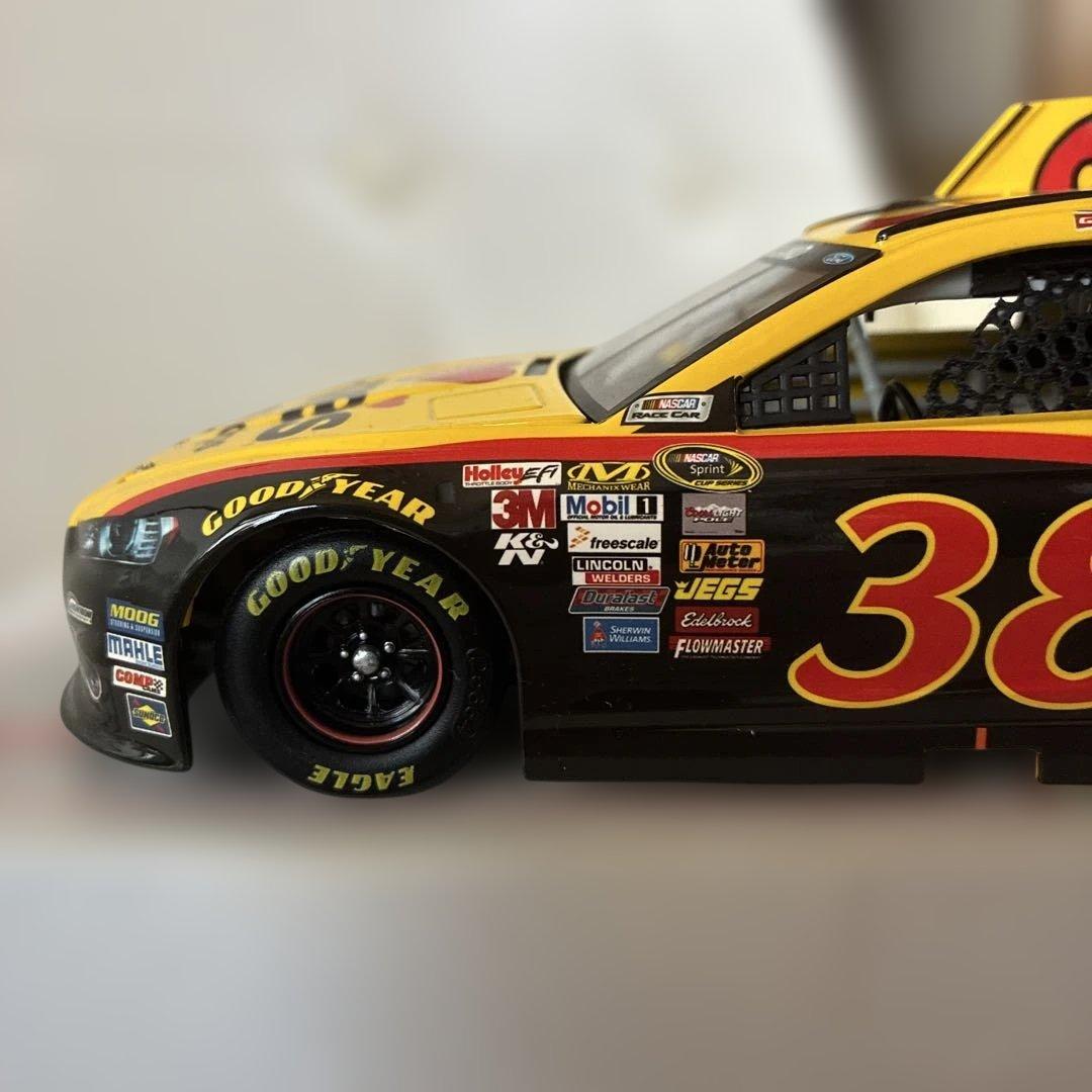 Love's Ford Racingミニカー 1/24