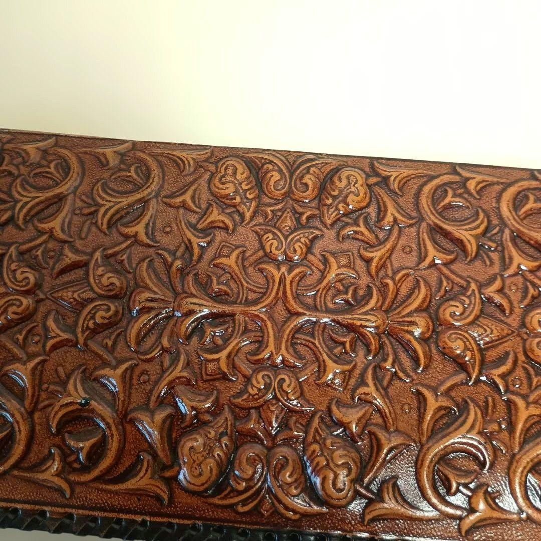 スペイン？型押し長財布　ヴィンテージ