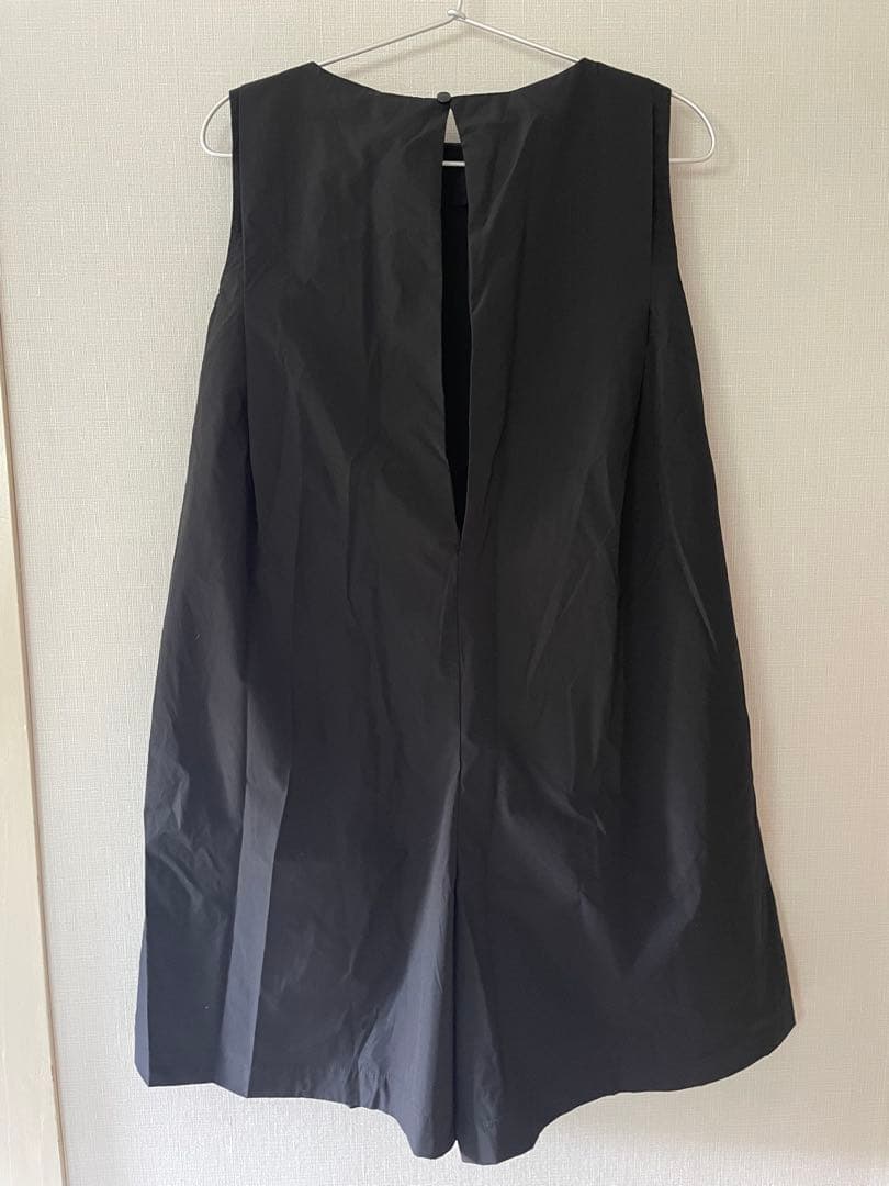 URBANRESEARCH　ラッシュガード　スイムオールインワン　未使用タグ付き