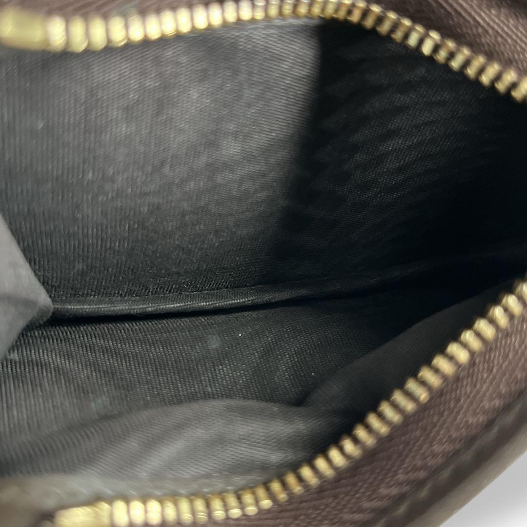 グッチ　GGスプリーム　二つ折り財布　コンパクト財布　ミニ財布　ベージュ　PVC