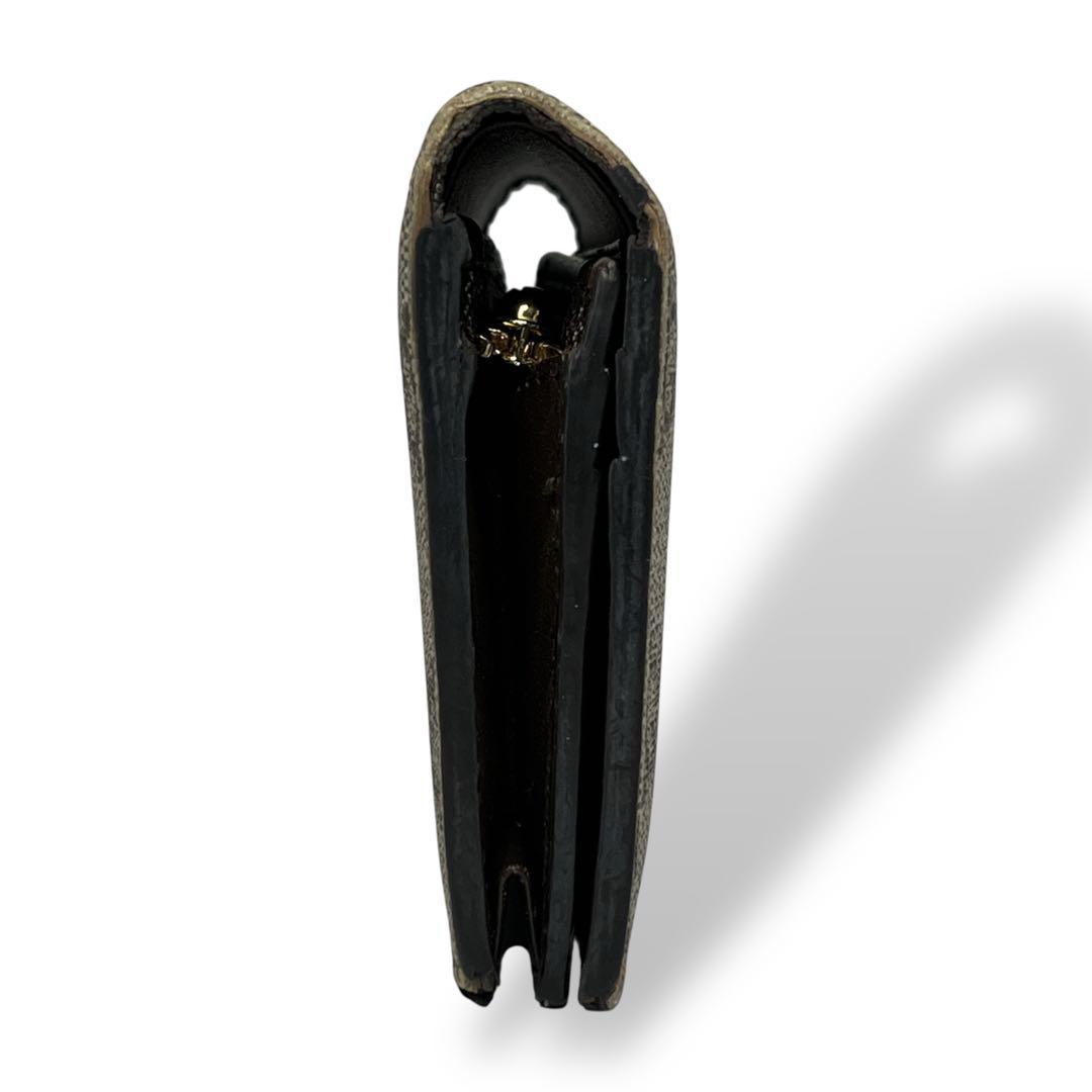 グッチ　GGスプリーム　二つ折り財布　コンパクト財布　ミニ財布　ベージュ　PVC