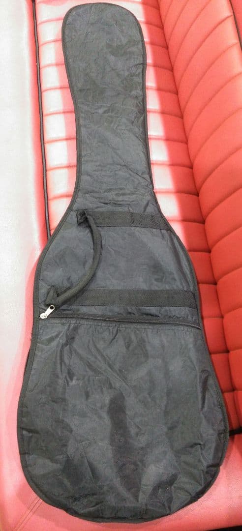 バッカス　Bacchus　ユニバースシリーズ　ベースギター　ケース・おまけ付き