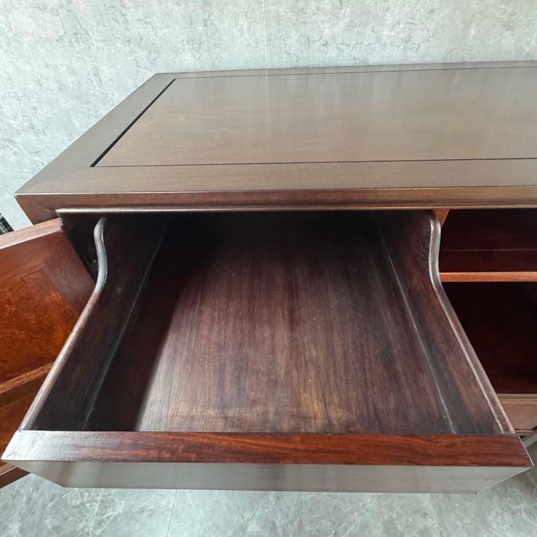 重厚な存在感　中国家具 花梨材 唐木 4段 チェスト 無垢 高級飾り家具