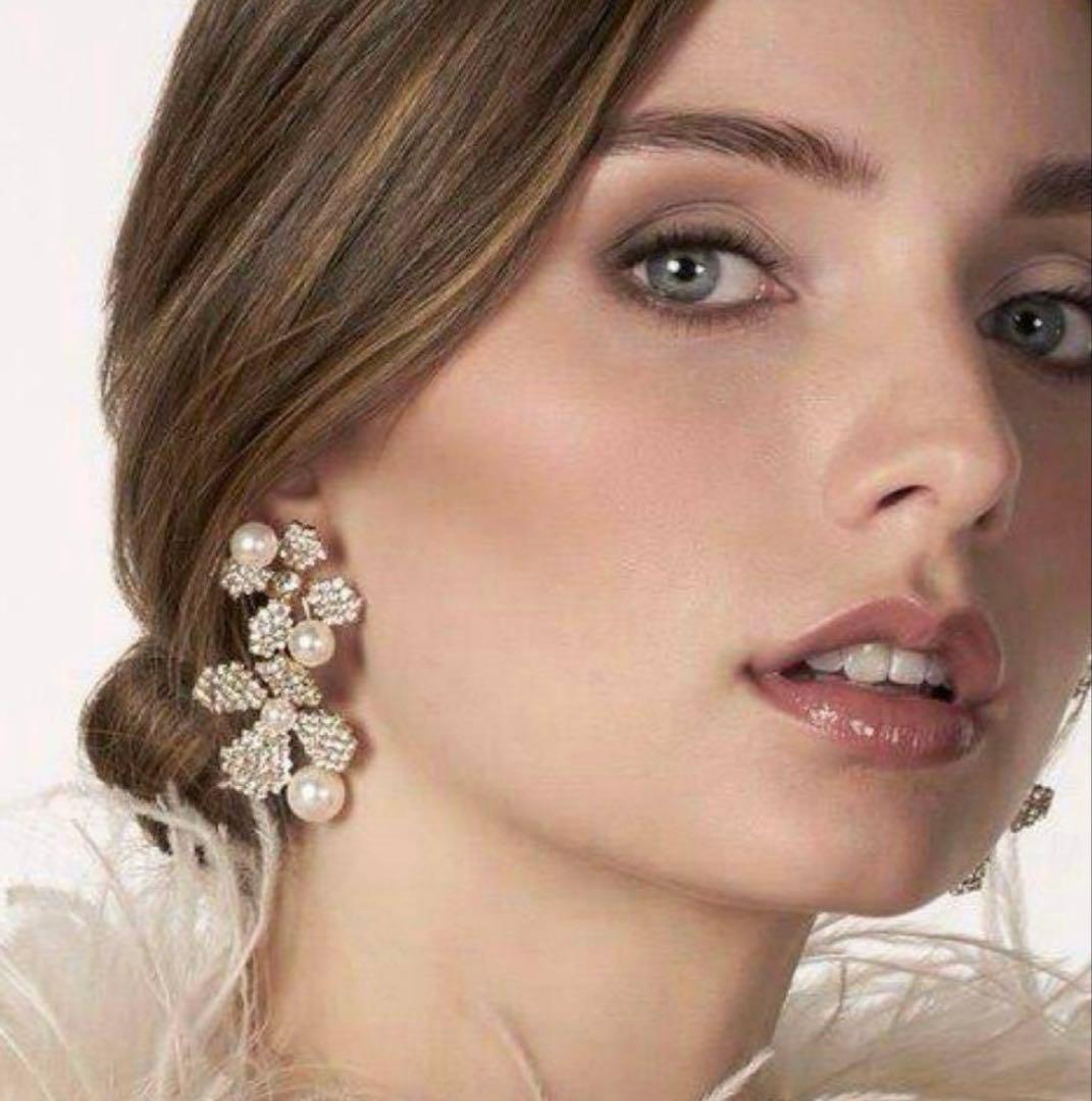 【最終お値下げ】エリザベスバウアーJune Bud Pearl