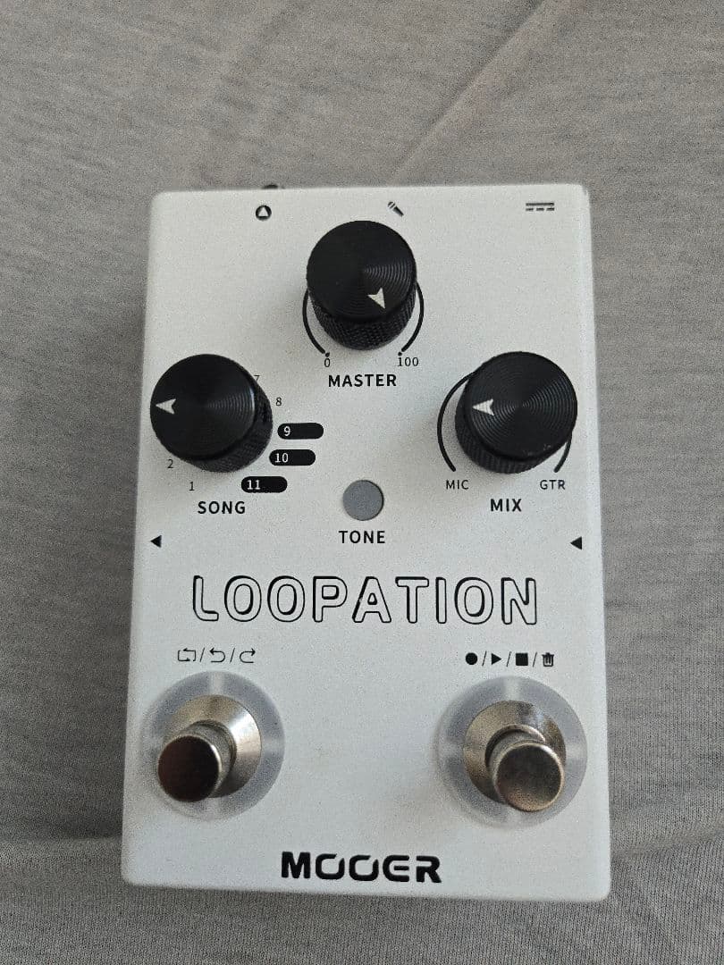 ギター Mooer LOOPATION