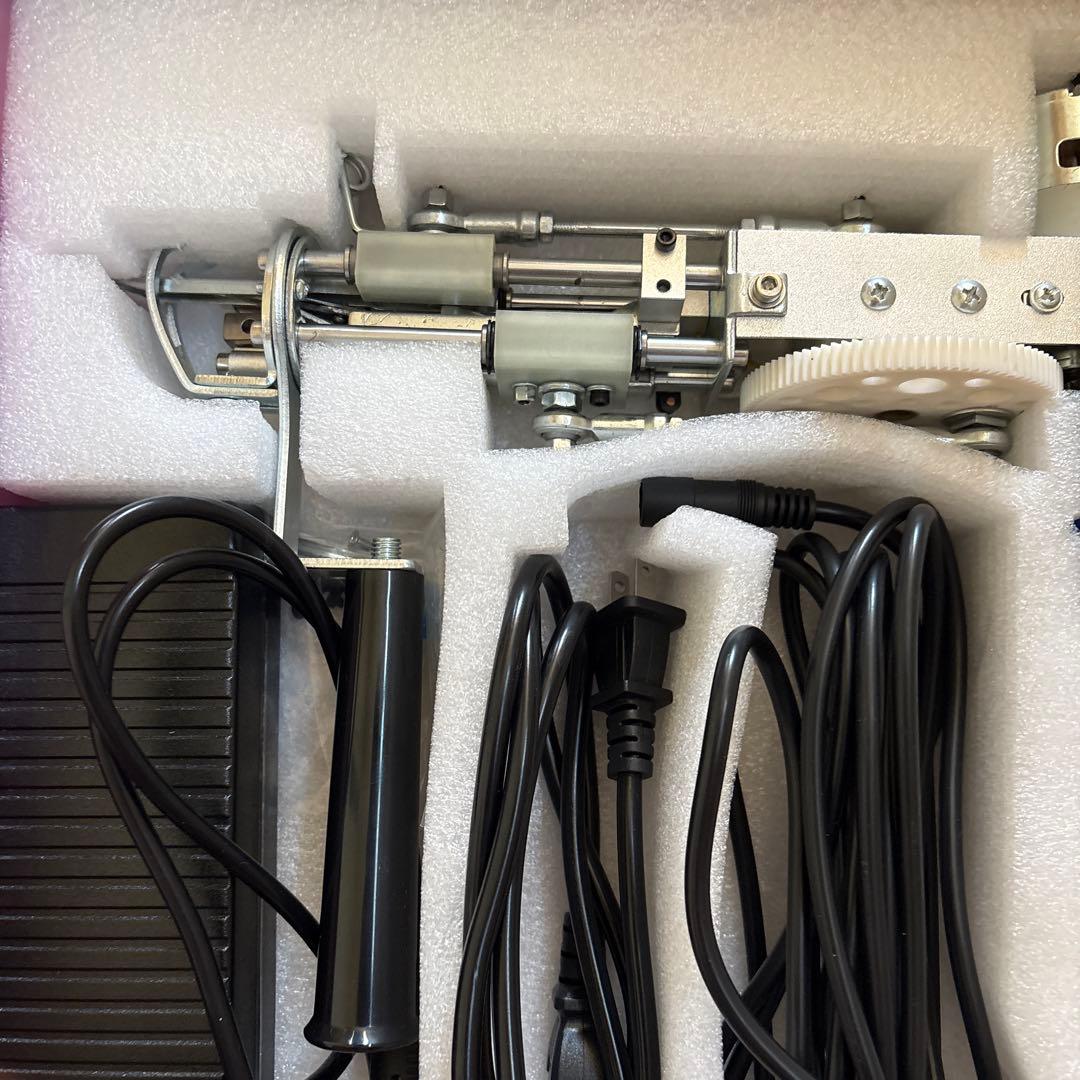 タフティングガン、ハンドメイド、カーペット刺繍