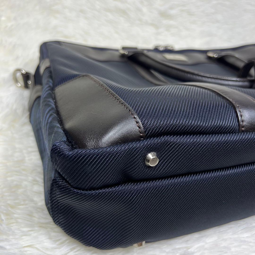 ブラックレーベルクレストブリッジ 2way ビジネスバッグ ネイビー A4収納可