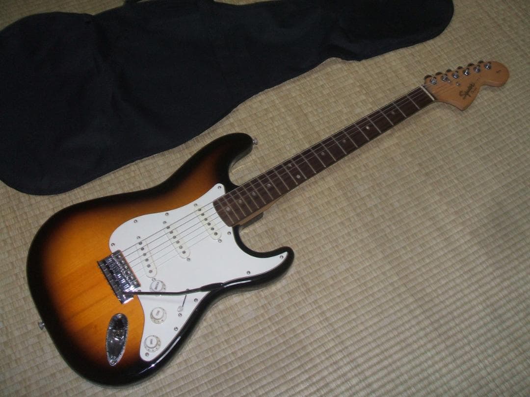 a*0様 スクワイア フェンダー ストラトキャスター エレキギター STRAT
