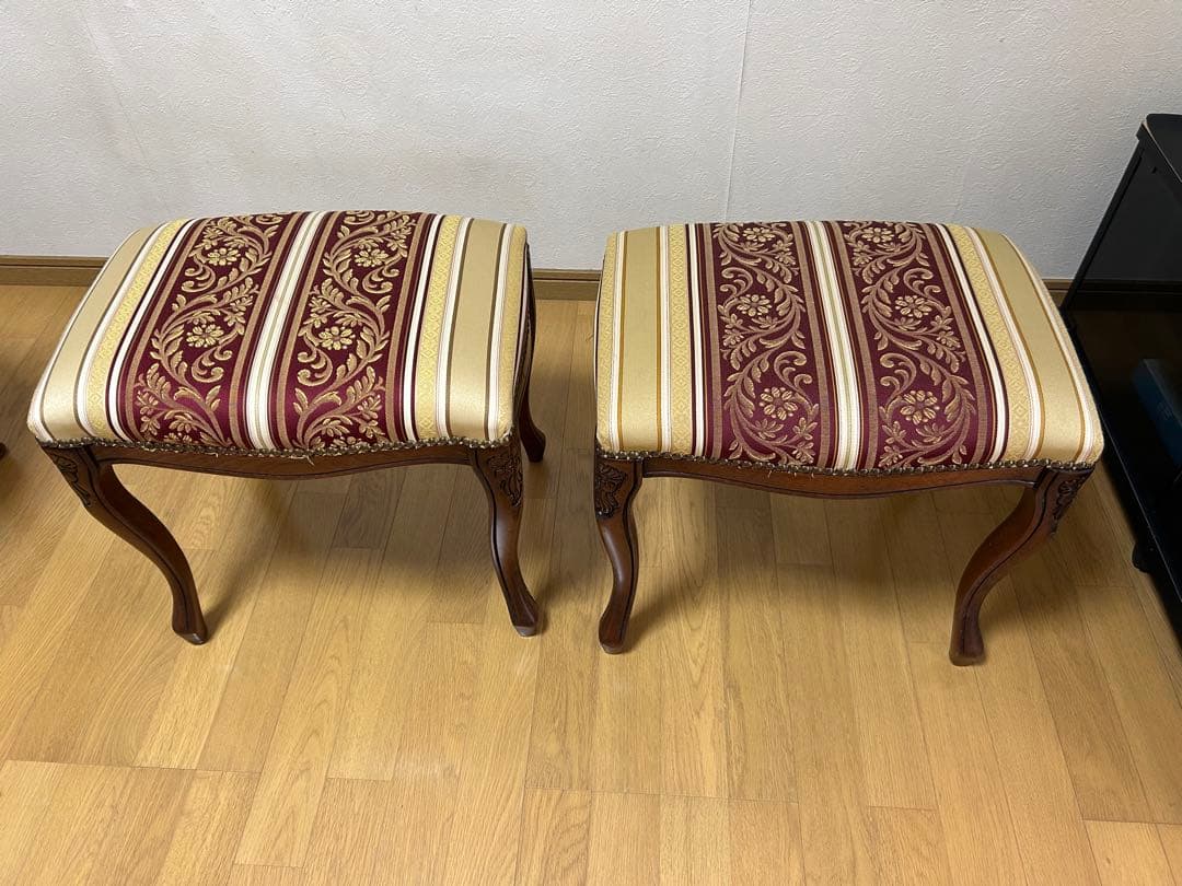 【メルカリ便】2点セット　猫脚　クラシックデザイン ストライプスツール