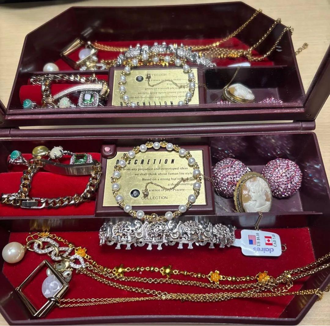 アクセサリー まとめ売り　ボックス別売り 生前整理