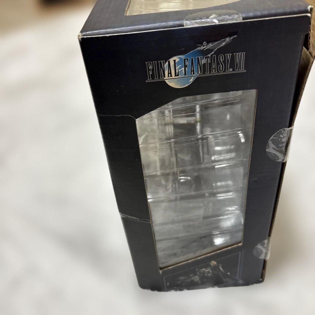 FINAL FANTASY VII PLAY ARTS Vol.1 クラウド