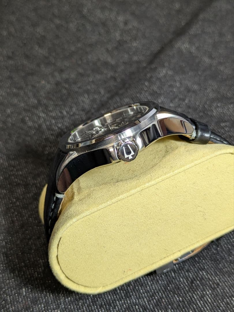 時計 Bulova Accutron SwissMade