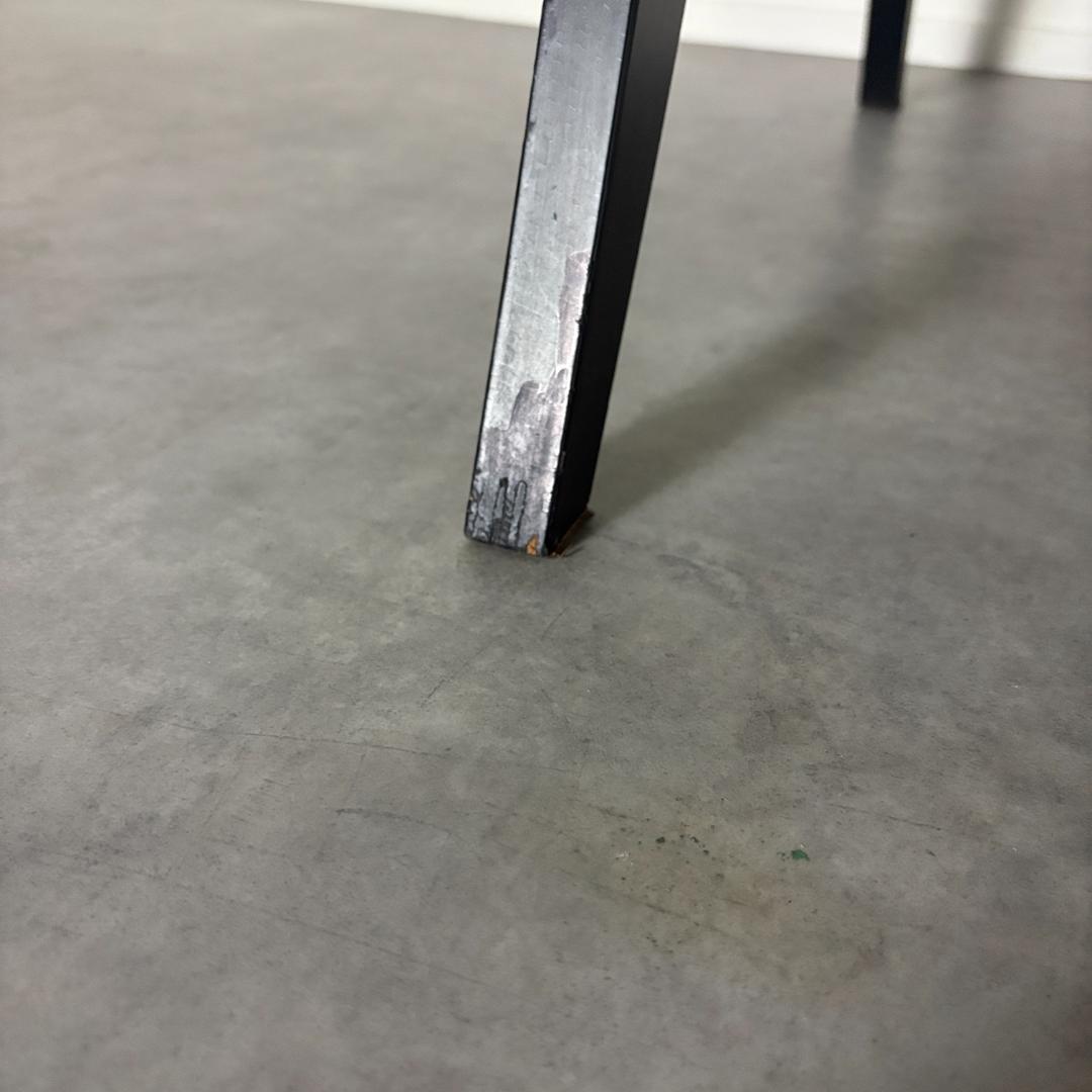 ヨジェ・プレチニック　アームチェア デザイナーズチェア