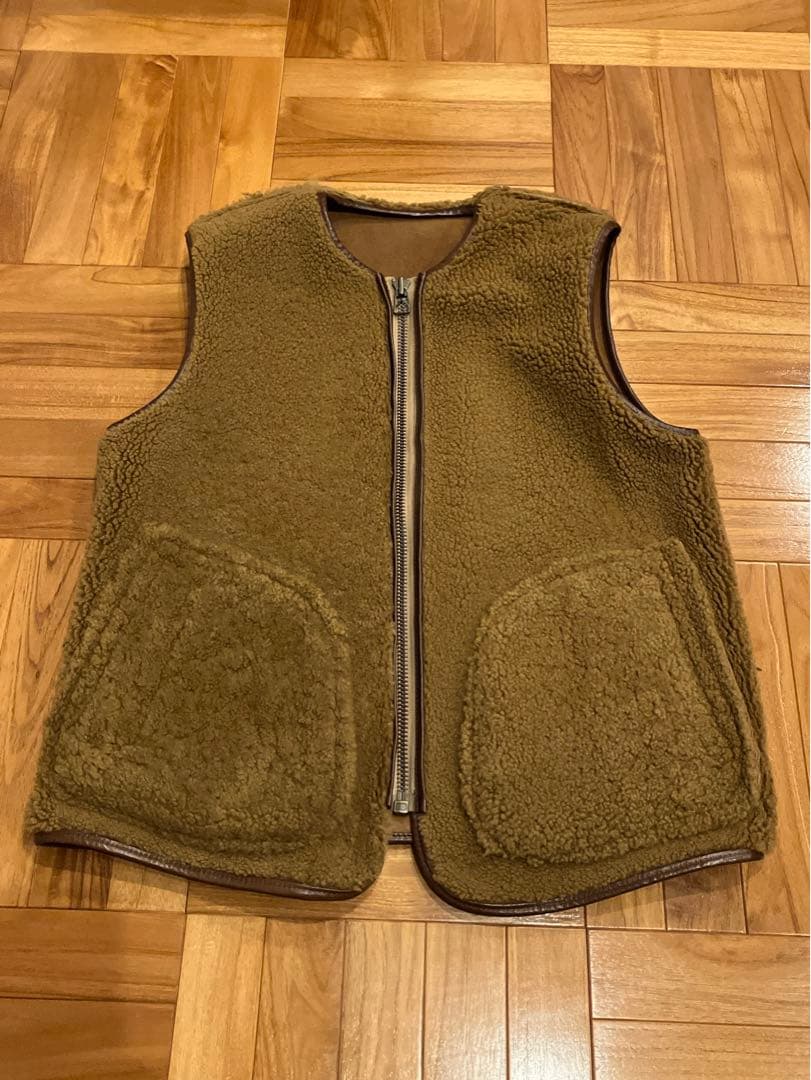 NAISSANCE／ネサーンス　ムートンベスト　リバーシブル