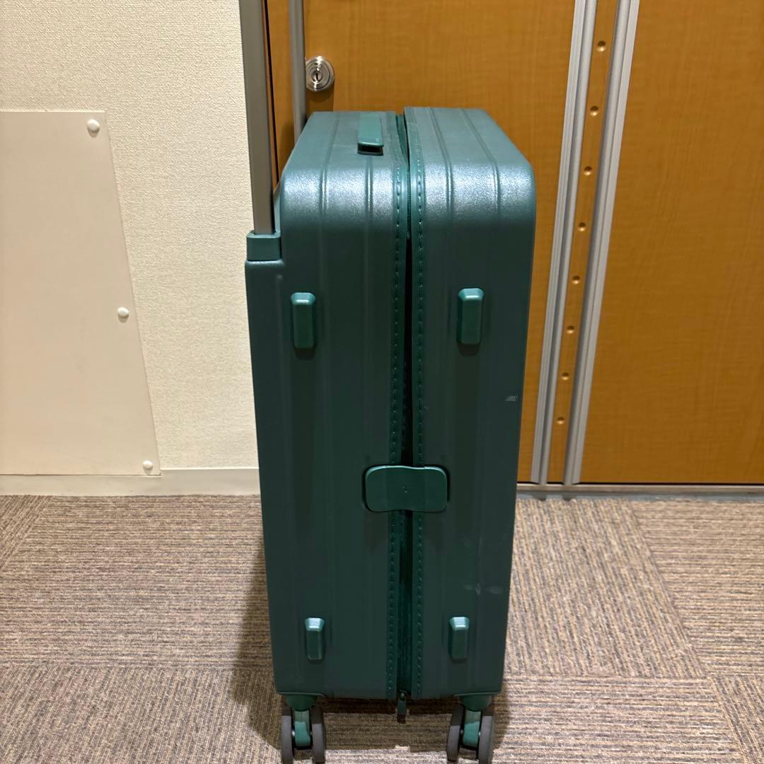 TUPLUS キャリーケース スーツケース　グリーン　Mサイズ　61L