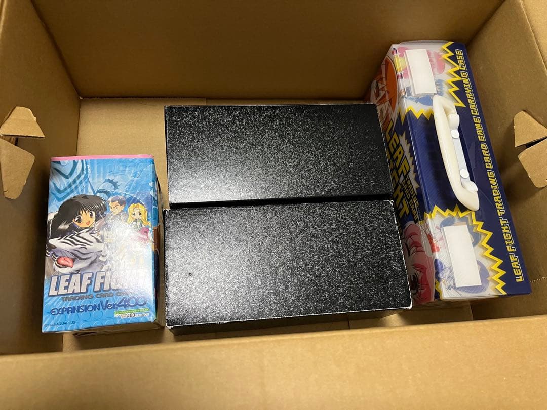 Leaf Fight リーフファイト　ストレージ・バインダー入り　限定ケース付き