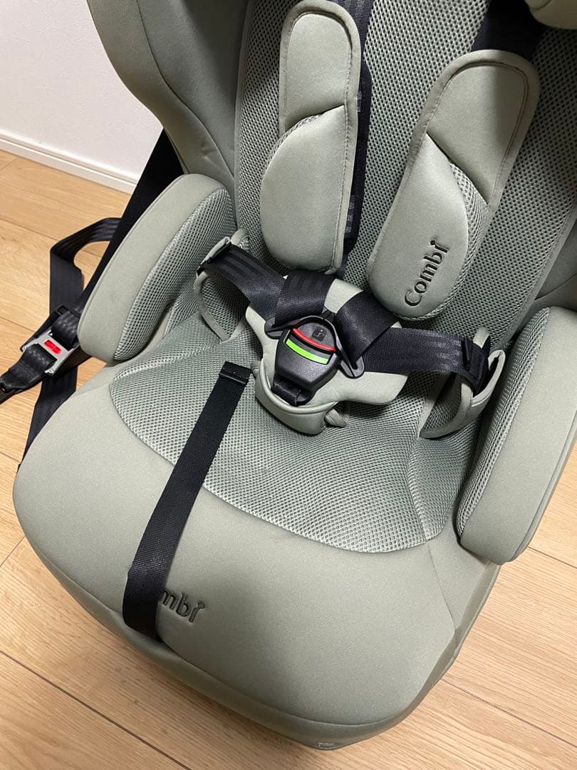 Combi 車用チャイルドシート セレーノグリーン