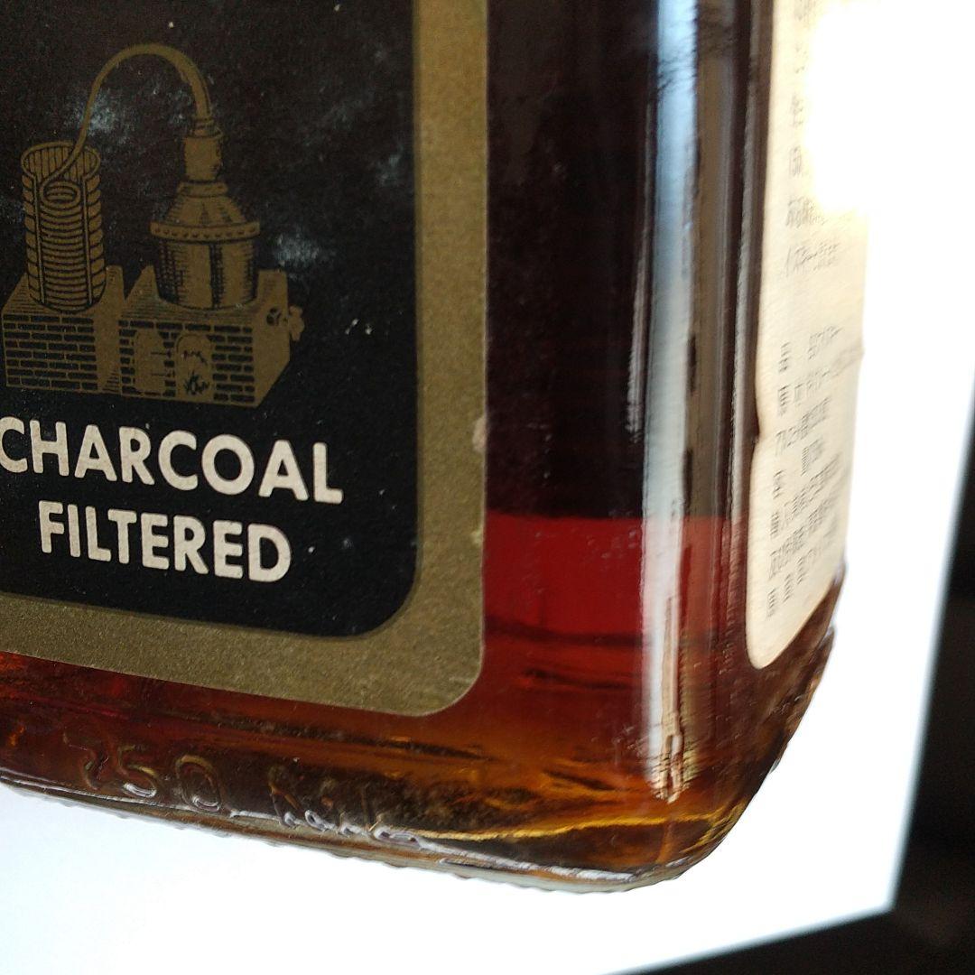 ヴァージン15年 バーボンウィスキー