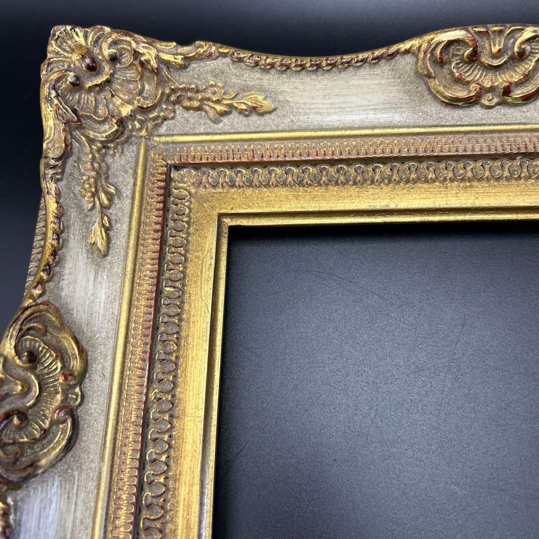 額縁　金色　小サイズ　ビンテージ、アンティーク調