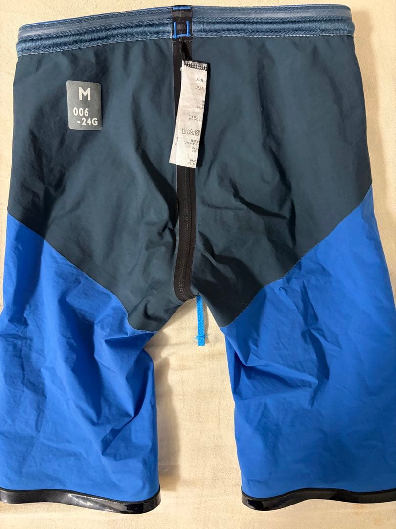 アリーナアクアフォースストームMサイズ