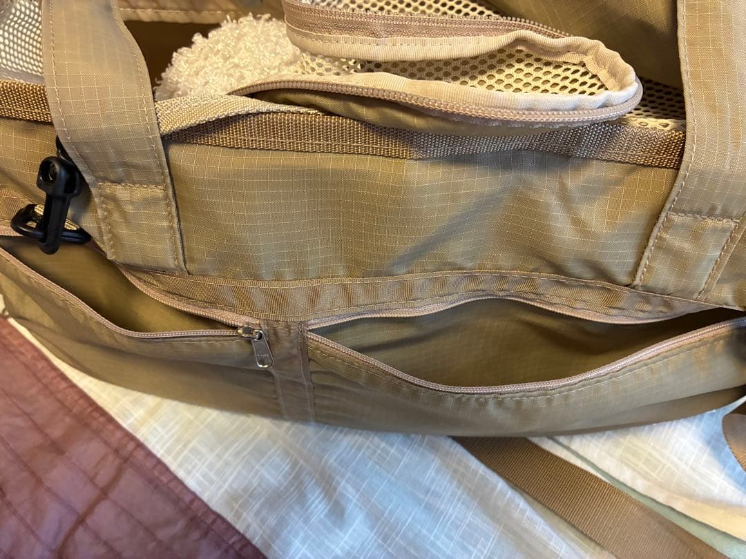 匿名送料込美品⭐︎DGDLベージュ ペット用キャリーバッグ 多機能