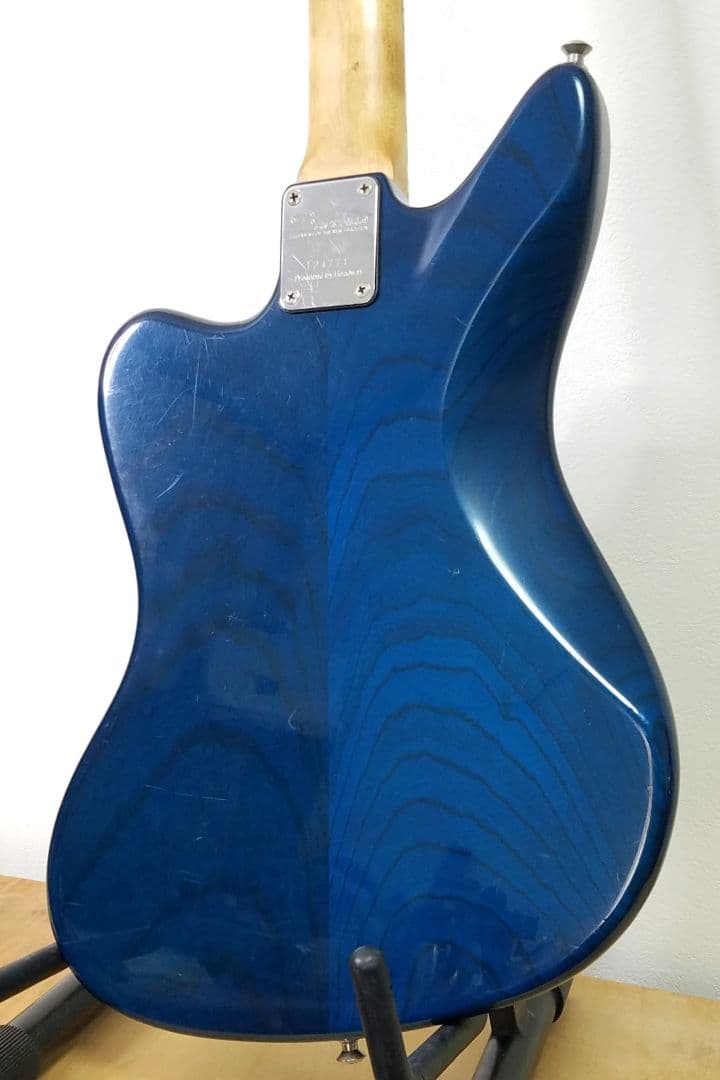 Bacchus SURF HANDMADE ジャガーシェイプ エレキギター