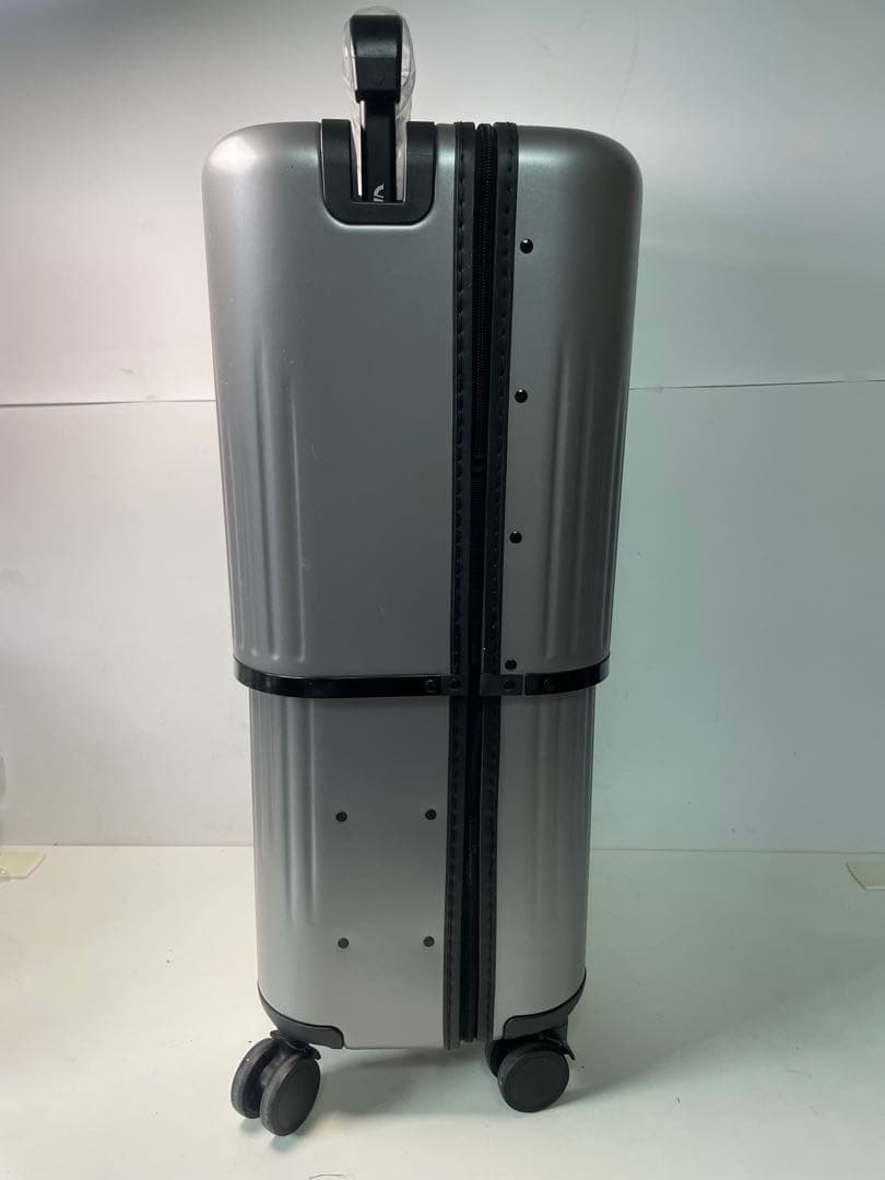 スーツケースVELO 可変式 TSAロック搭載 シルバー