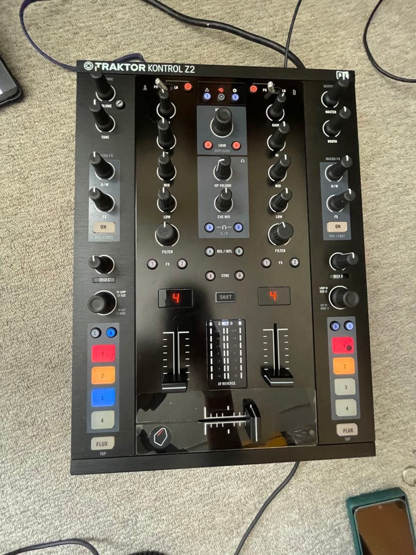 Traktor kontrol z2 DJ ミキサー
