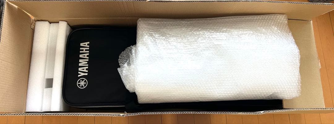 YAMAHA CK61ステージキーボード 本体と付属品