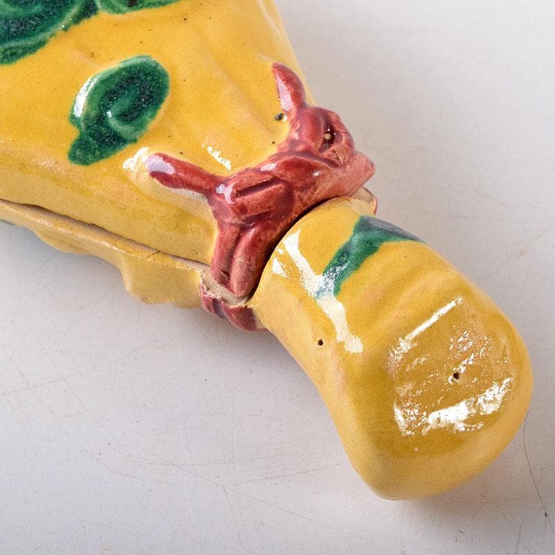 茶道具　松阪萬古焼　松古窯　佐久間芳丘作　色絵　干支　巳香合　共箱　V　8209