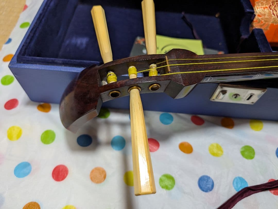 ☆Tetsu☆三味線本体とハードケースセット(やぶれなし)