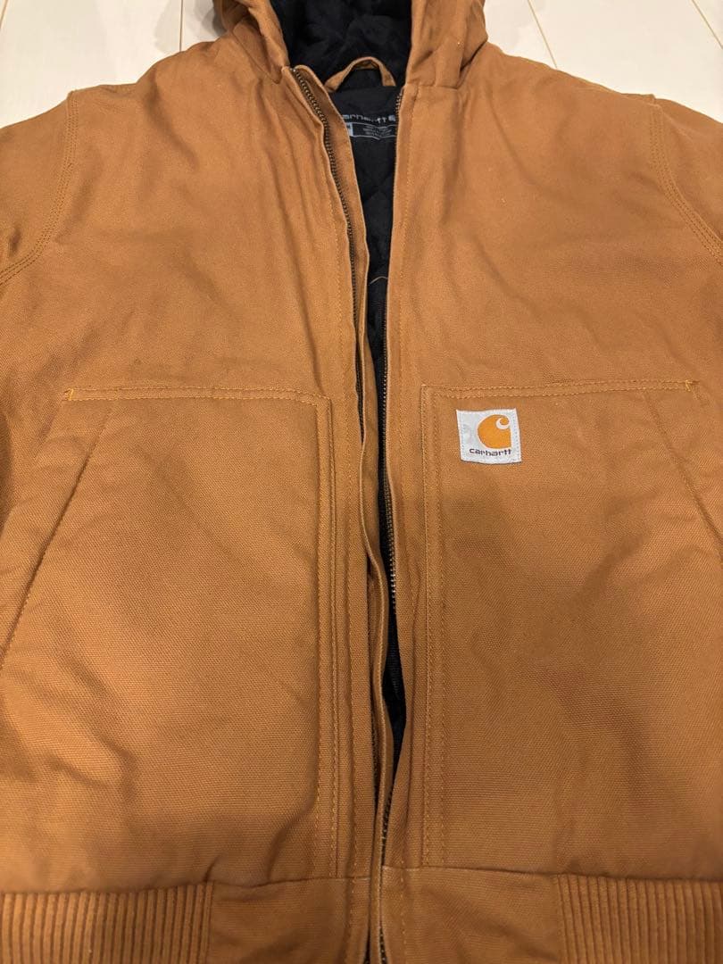Carhartt アクティブジャケット Mサイズ