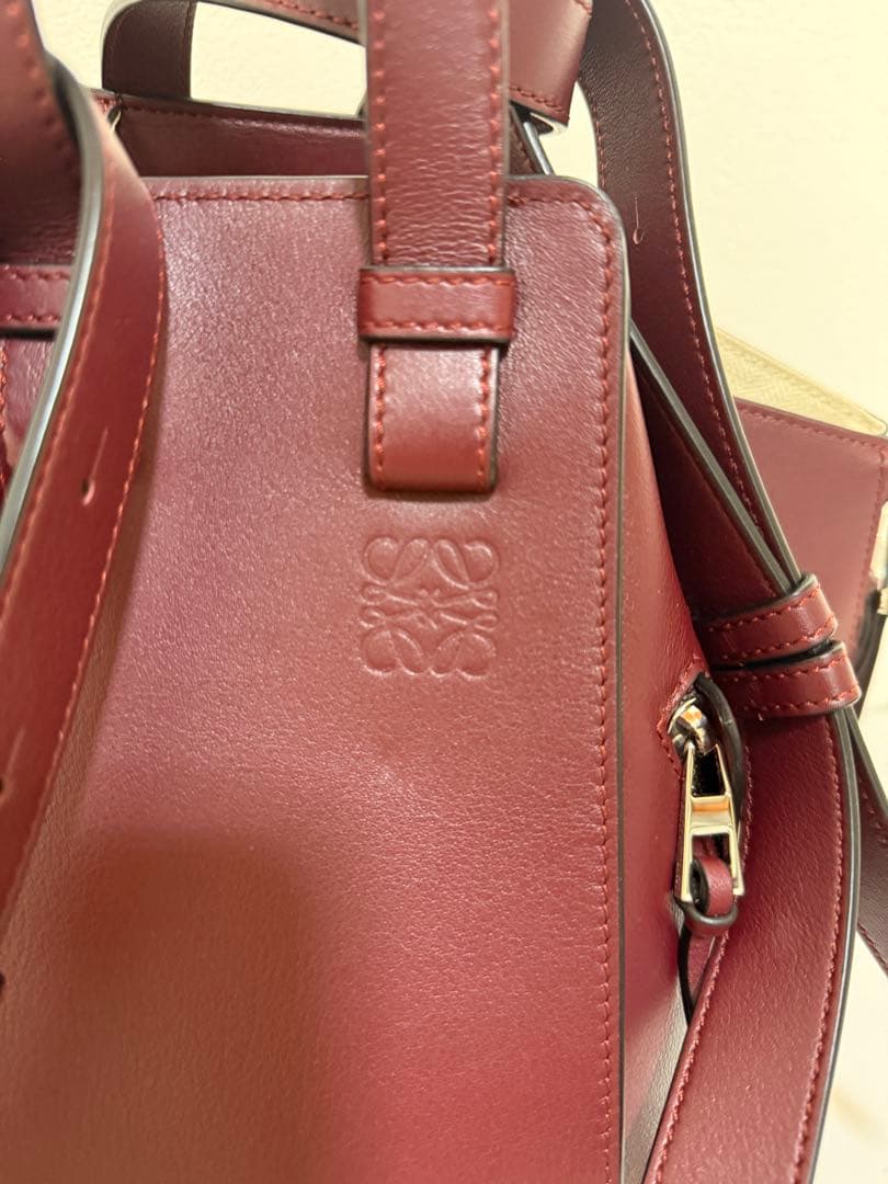 【新品未使用】☆LOEWE HAMMOCK SMALL BAG ☆バーガンディ