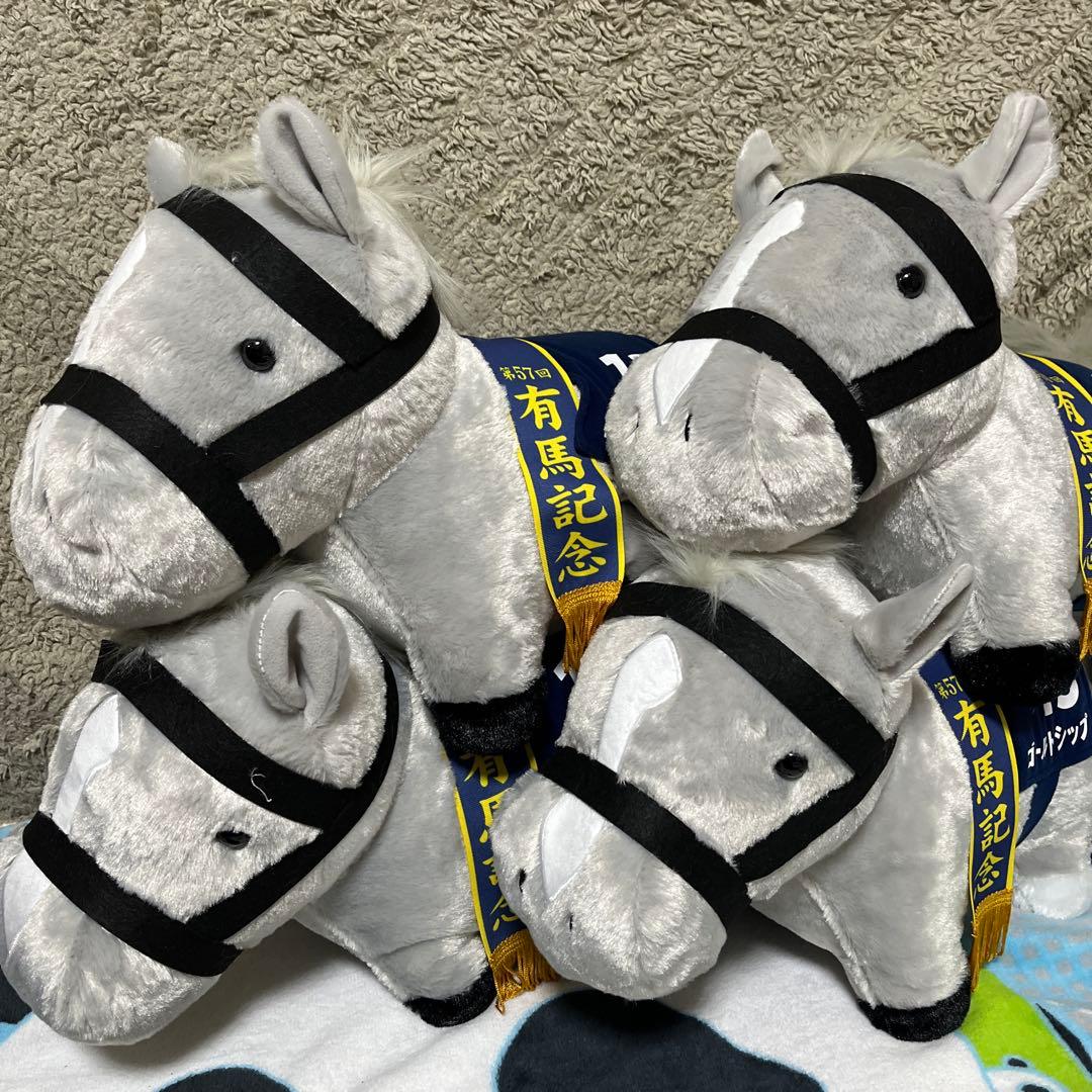 サラブレッドコレクション　ふわふわBIGゴールドシップ4体セット