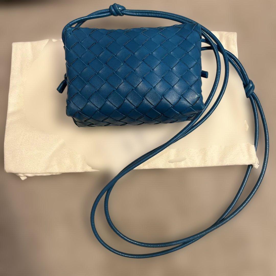 ボッテガ・ヴェネタ ミニ ループ カメラ バッグ トレバーチン