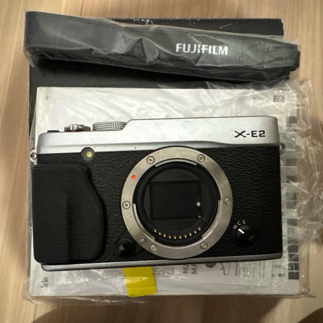 FUJIFILM X-E2 ミラーレス一眼 本体