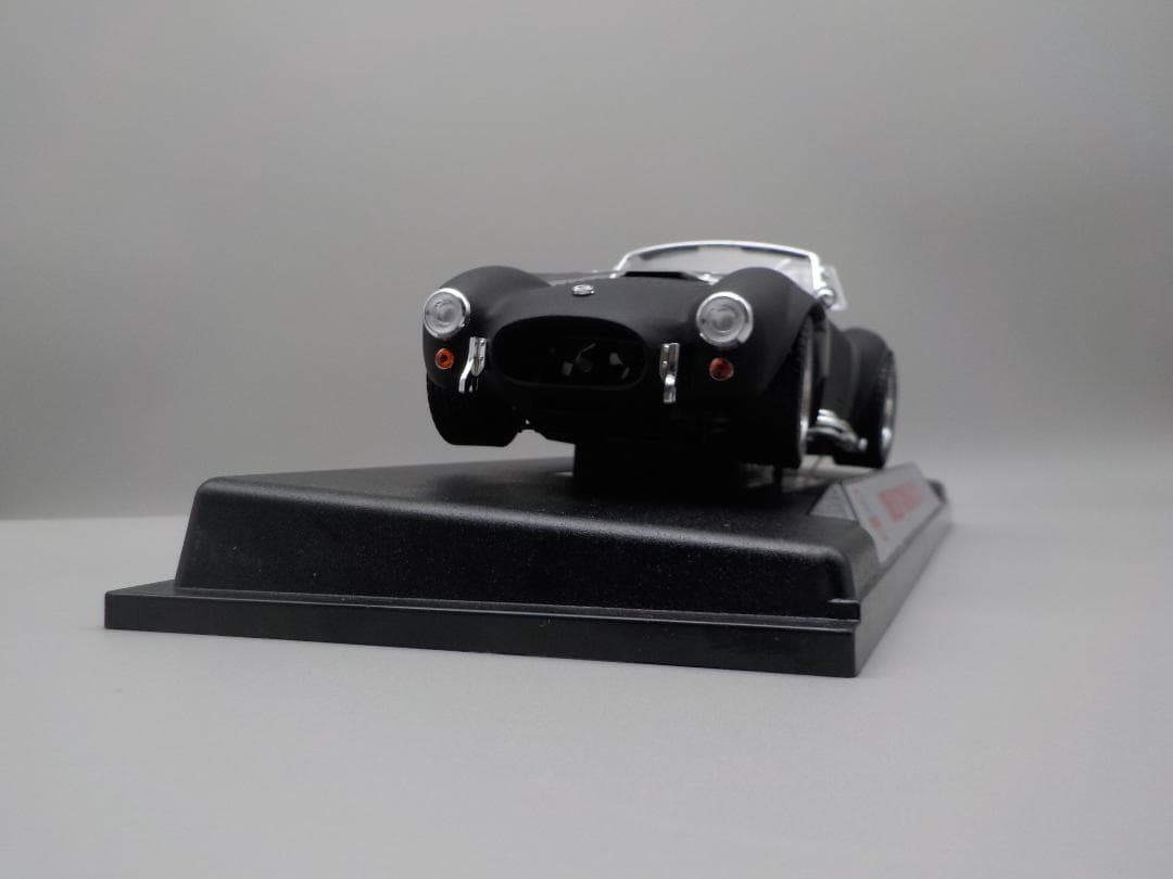 SHELBY COBRA 427SC BL　1/18 scale