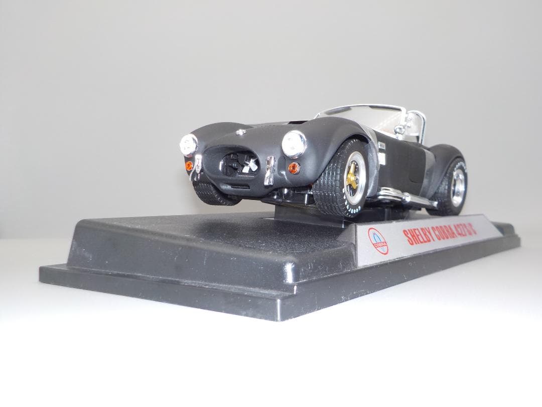 SHELBY COBRA 427SC BL　1/18 scale