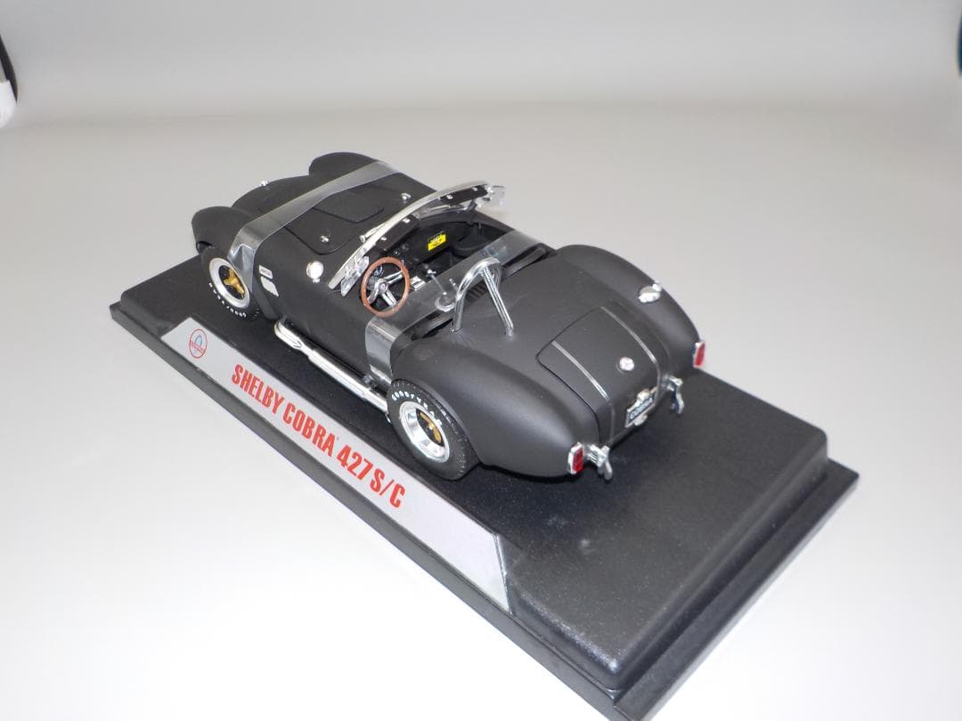 SHELBY COBRA 427SC BL　1/18 scale