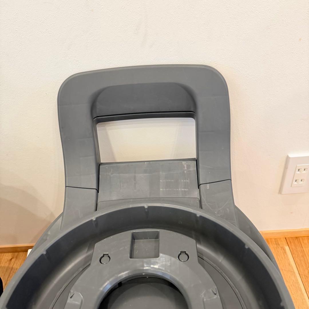 Combi コンビ THE S ISOFIX エッグショック チャイルドシート