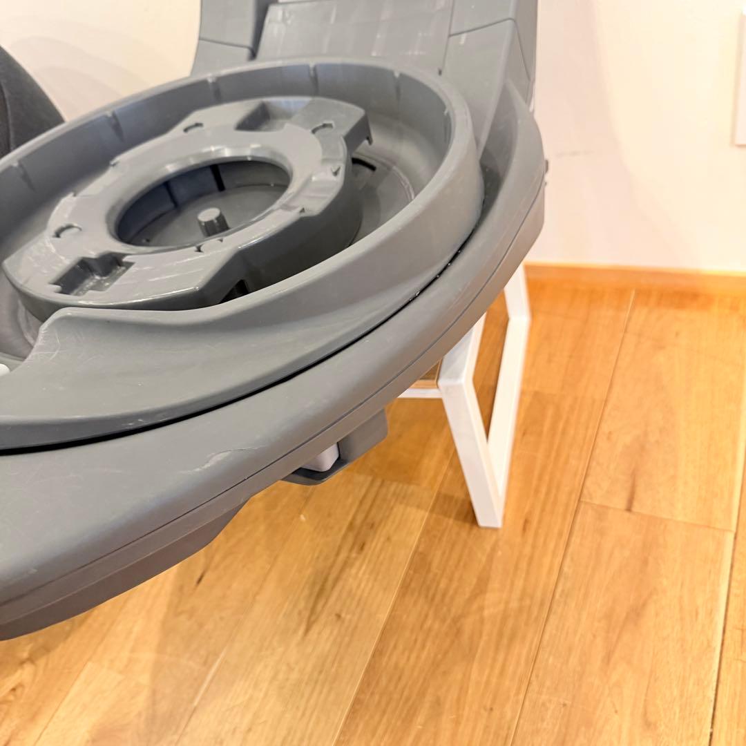 Combi コンビ THE S ISOFIX エッグショック チャイルドシート