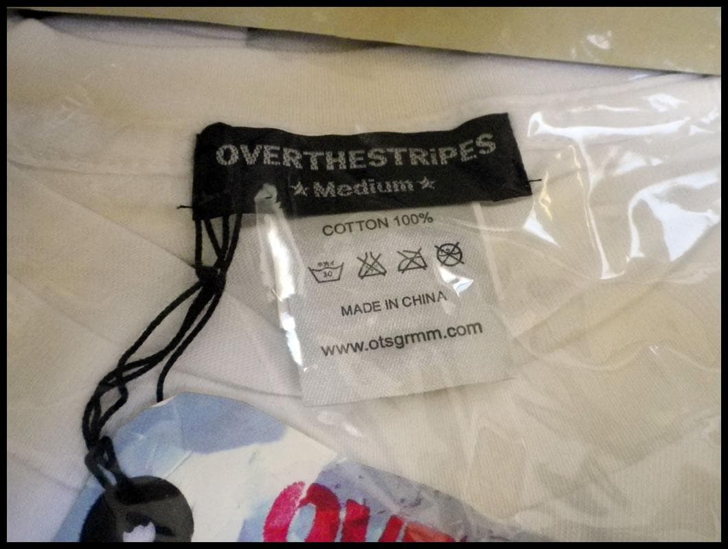 OVER THE STRiPESオーバーザストライプスTシャツ＆フィギュアset