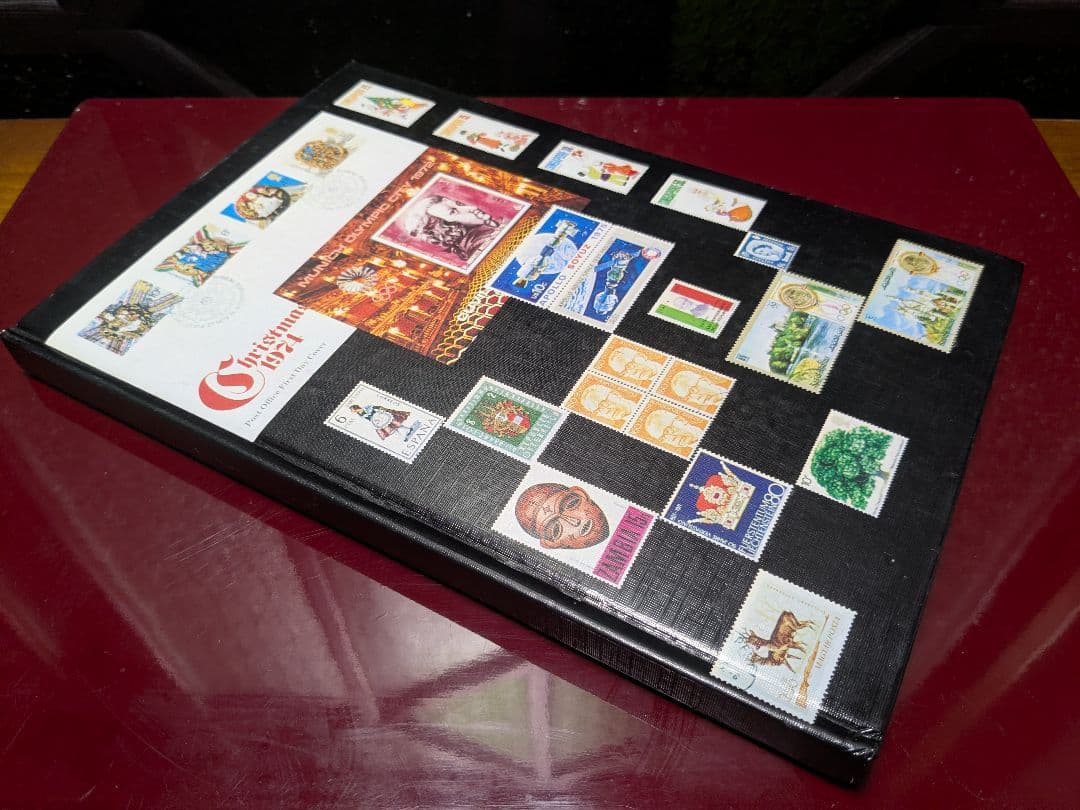 外国切手コレクションアルバム 約380枚 ペレ記念切手入り