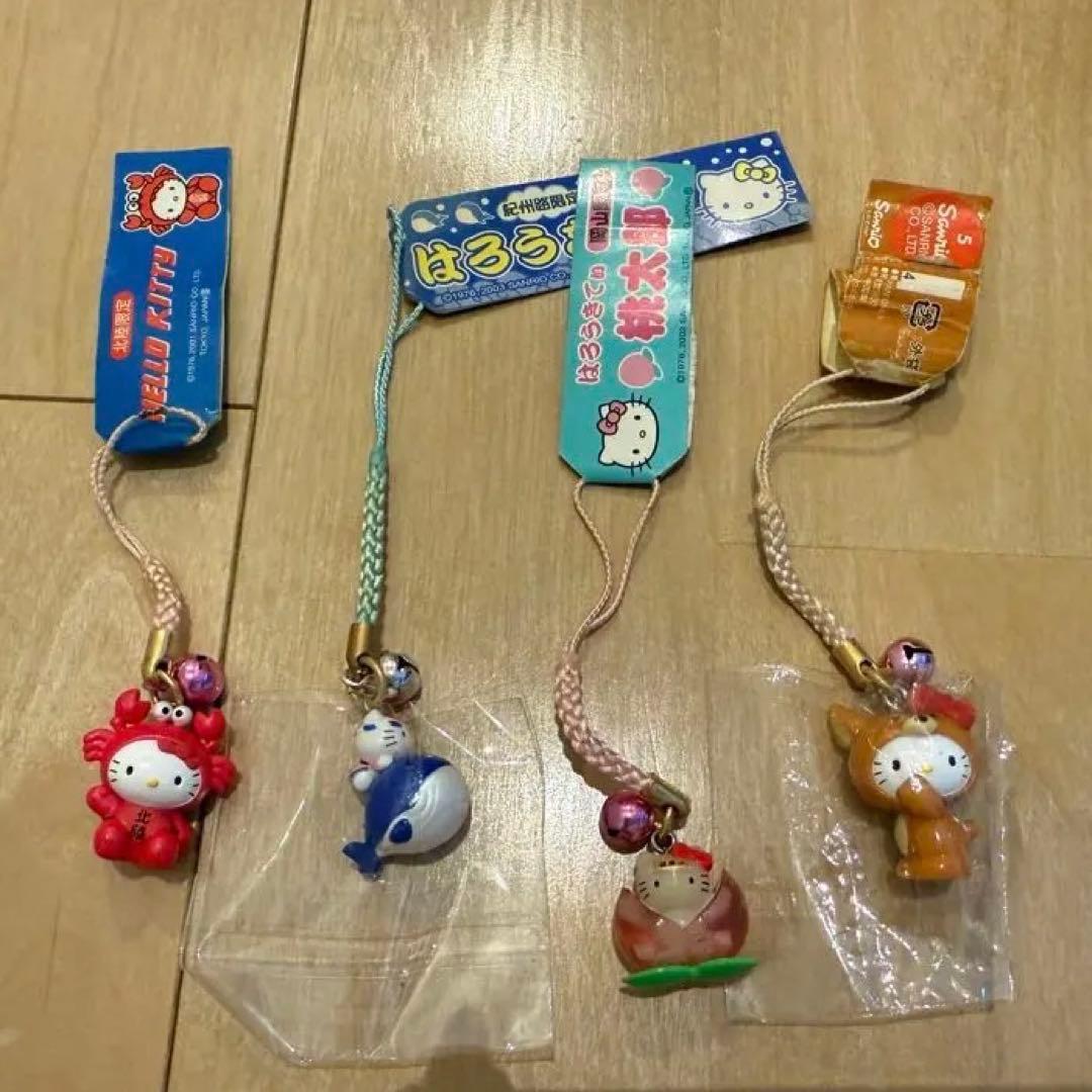 ご当地キティ 根付け ストラップ　キーホルダーまとめ売り　90個以上