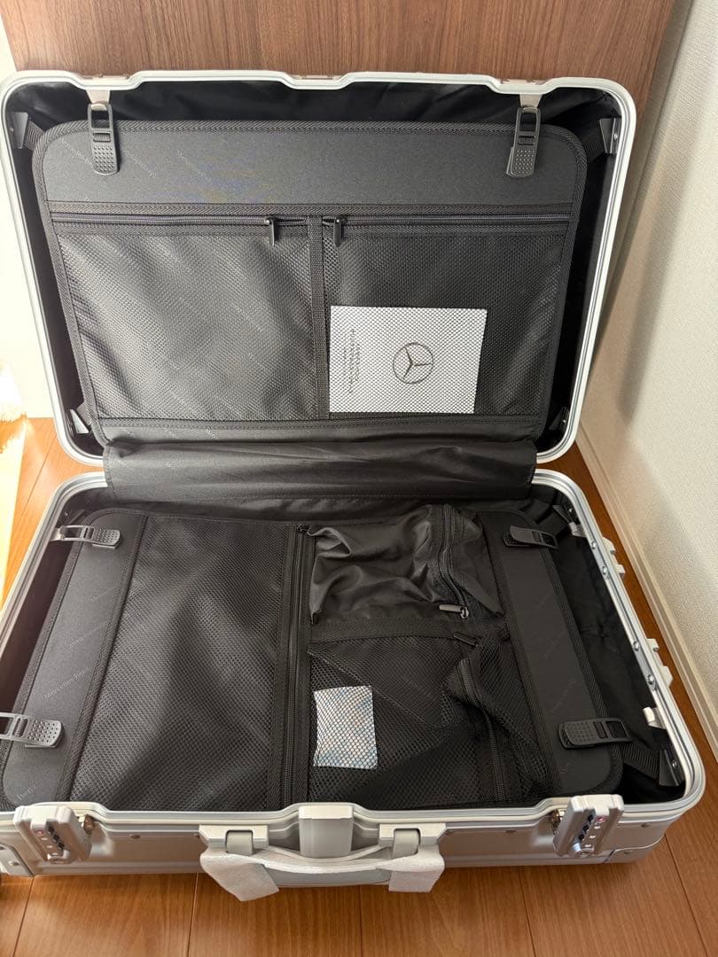 Mercedes-Benz キャリーケース　65リットル　新品　最安値