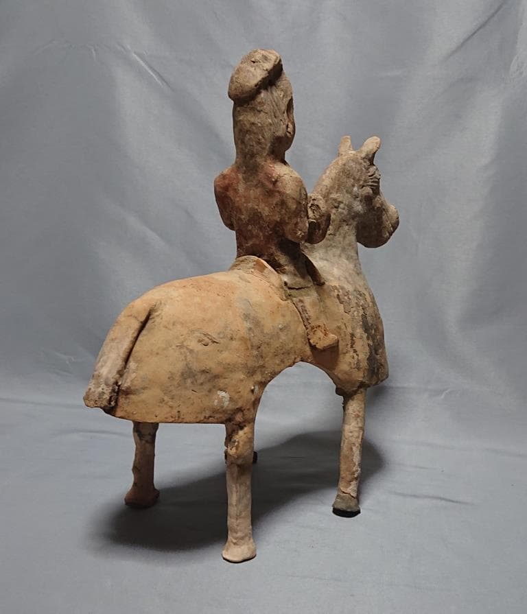 コレクター収集品　東漢時代　加彩　騎馬　陶俑　37cm