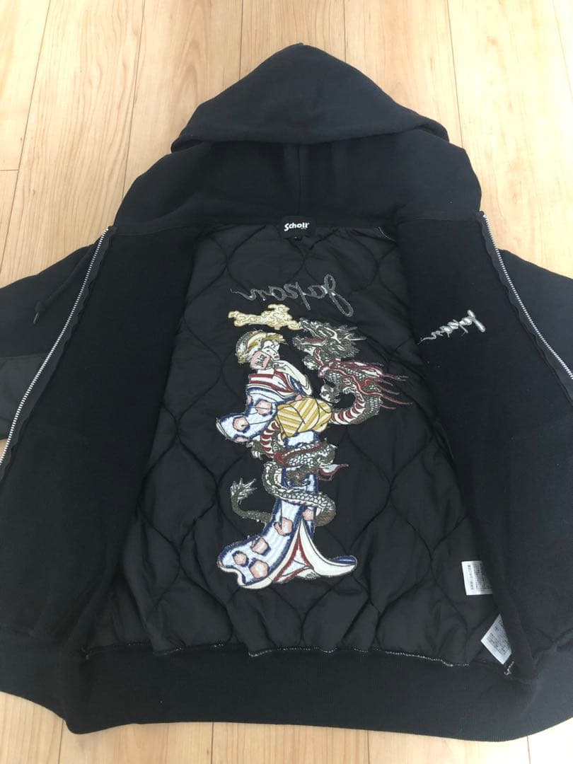 Schott（ショット）レディ ウィズ ドラゴン キルティング コンビ パーカー