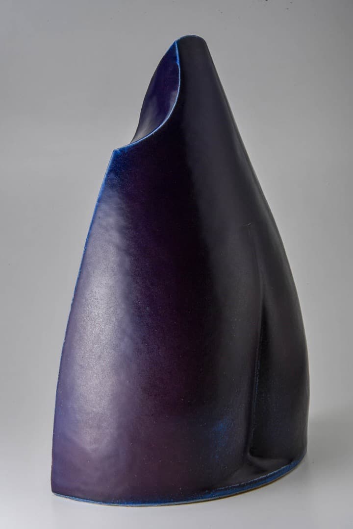 花器　紫青釉　岩村守 (1934-2023)作（我孫子窯）