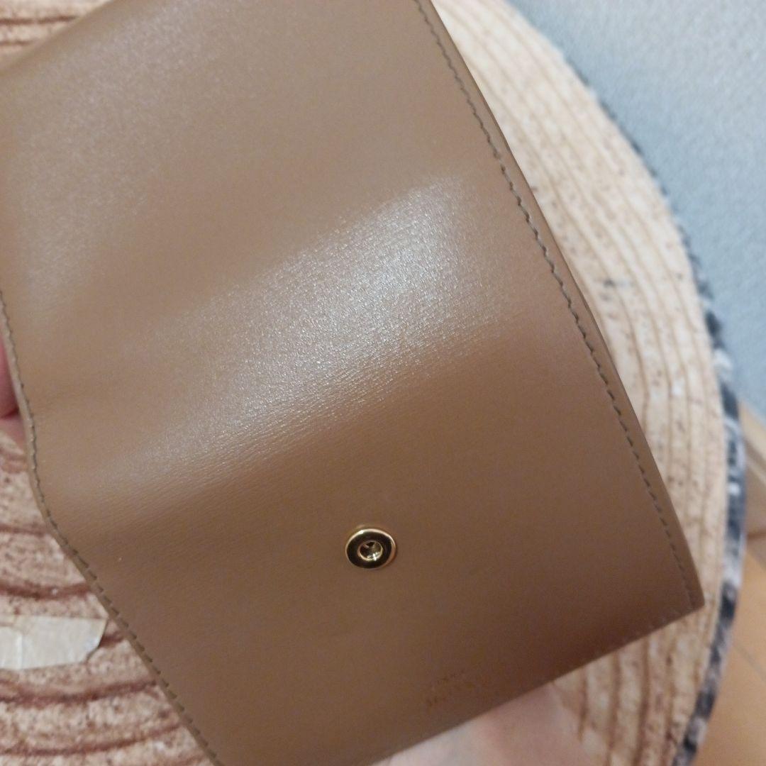 セリーヌベージュ レザー 三つ折り財布 ゴールド金具