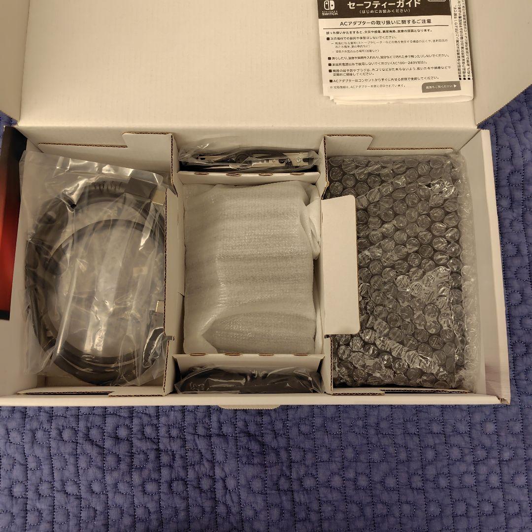 NintendoSwitch　本体 ニンテンドースイッチ